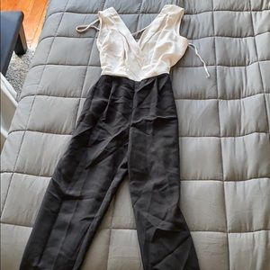 Ann Taylor 0 petite white and black jumpsuit